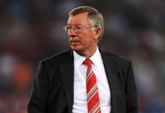 ROME - MAY 27:  Sir Alex Ferguson manager of Manchester United looks dejected after Barcelona won the UEFA Champions League Final match between Barcelona and Manchester United at the Stadio Olimpico on May 27, 2009 in Rome, Italy. Barcelona won 2-0.  (Photo by Shaun Botterill/Getty Images)