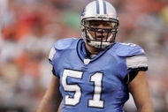 CLEVELAND - AUGUST 18:  Dominic Raiola #51 of the Detroit Lions gets set for play during the pre-season game against the Cleveland Browns at Cleveland Browns Stadium on August 18, 2007 in Cleveland, Ohio.  The Lions defeated the Browns 23-20.  (Photo by David Maxwell/Getty Images)