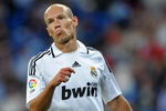 MADRID, SPAIN - MAY 24:  Arjen Robben of Real Madrid reacts during the La Liga match between Real Madrid and Mallorca at the Santiago Bernabeu Stadium on May 24, 2009 in Madrid, Spain.  (Photo by Jasper Juinen/Getty Images)