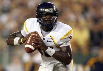 TAMPA, FL - SEPTEMBER 28: Jarrett Brown #16 of the West Virginia Mountaineers looks to pass the ball during the game against the University of South Florida Bulls at Raymond James Stadium September 28, 2007 in Tampa Florida. (Photo by Marc Serota/Getty Images)