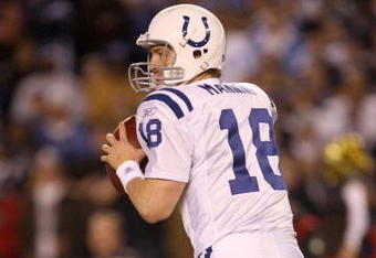 SAN DIEGO - JANUARY 03:  Quarterback Peyton Manning #18 of the Indianapolis Colts drops back to pass during the AFC Wild Card Game against the San Diego Chargers on January 3, 2009 at Qualcomm Stadium in San Diego, California.  (Photo by Stephen Dunn/Getty Images)