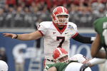 ORLANDO, FL - JANUARY 1: Quarterback Matthew Stafford #7 of the University of Georgia directs play against the Michigan State Spartans during the 2009 Capital One Bowl at the Citrus Bowl on January 1, 2009 in Orlando, Florida.  (Photo by Al Messerschmidt/Getty Images)