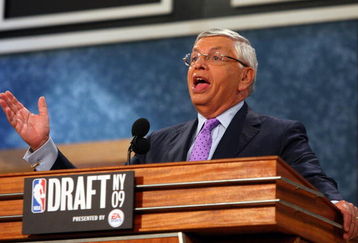 NEW YORK - JUNE 25:  NBA Commissioner David Stern speaks prior to the start of the 2009 NBA Draft at the Wamu Theatre at Madison Square Garden June 25, 2009 in New York City. NOTE TO USER: User expressly acknowledges and agrees that, by downloading and/or using this Photograph, User is consenting to the terms and conditions of the Getty Images License Agreement.  (Photo by Jim McIsaac/Getty Images)