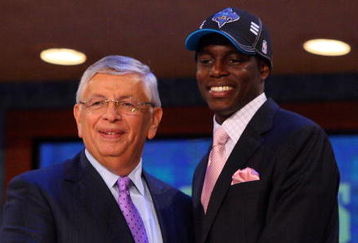 NEW YORK - JUNE 25:  NBA Commissioner David Stern poses for a photograph with the twenty first overall draft pick by the New Orleans Hornets,  Darren Collison during the 2009 NBA Draft at the Wamu Theatre at Madison Square Garden June 25, 2009 in New York City. NOTE TO USER: User expressly acknowledges and agrees that, by downloading and/or using this Photograph, User is consenting to the terms and conditions of the Getty Images License Agreement.  (Photo by Jim McIsaac/Getty Images)