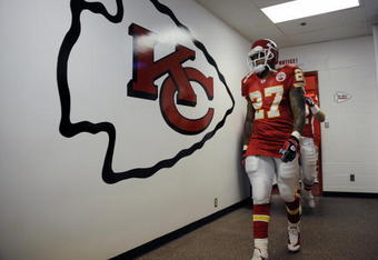 KANSAS CITY, MO - NOVEMBER 16:  Larry Johnson #27 of the Kansas City Chiefs heads out to the field prior to a game against the New Orleans Saints on November 16, 2008 at Arrowhead Stadium in Kansas City, Missouri.  (Photo by G. Newman Lowrance/Getty Images)