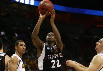 MIAMI - MARCH 20:  Guard Dionte Christmas #22 (C)  of the Temple Owl  drives to the basket past  forward Jeff Pendergraph #3  (L) and forward Rihards Kuksiks #30 (R) of the Arizona State Sun Devils during the first round of the NCAA Division I Men's Basketball Tournament at the American Airlines Arena on March 20, 2009 in Miami, Florida.  (Photo by Marc Serota/Getty Images)