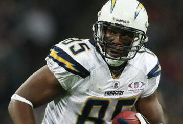 LONDON - OCTOBER 26: Antonio Gates of San Diego Chargers in action during the Bridgestone International Series NFL match between San Diego Chargers and New Orleans Saints at Wembley Stadium on October 26, 2008 in London, England.  (Photo by Nick Laham/Getty Images)