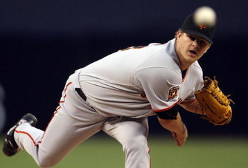 SAN DIEGO - APRIL 23:  Starting pitcher Matt Cain #18 of the San Francisco Giants throws against the San Diego Padres April 23, 2008 at Petco Park in San Diego, California.  (Photo by Donald Miralle/Getty Images)