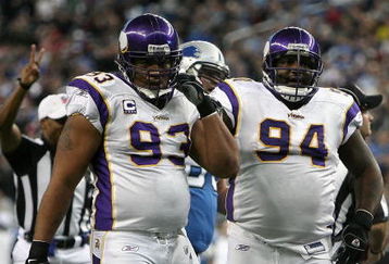 DETROIT - DECEMBER 07:  (L-R) Kevin Williams #93 and Pat Williams #94 of the Minnesoa Vikings in action during the NFL game against the Detroit Lions at Ford Field on December 7, 2008 in Detroit, Michigan.  The Vikings defeated the Lions 20-16.  (Photo by Christian Petersen/Getty Images)