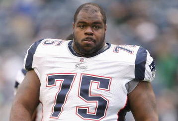 SEATTLE - DECEMBER 07:  Vince Wilfork #75 of the New England Patriots warms-up on the field before the game against the Seattle Seahawks on December 7, 2008 at Qwest Field in Seattle, Washington. The Patriots defeated the Seahawks 24-21. (Photo by Otto Greule Jr/Getty Images)