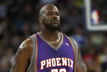 OAKLAND, CA - MARCH 15:  Shaquille O'Neal #32 of the Phoenix Suns looks on against the Golden State Warriors during an NBA game on March 15, 2009 at Oracle Arena in Oakland, California. NOTE TO USER: User expressly acknowledges and agrees that, by downloading and or using this photograph, User is consenting to the terms and conditions of the Getty Images License Agreement.  (Photo by Jed Jacobsohn/Getty Images)