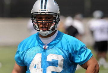 CHARLOTTE,NC- MAY 1: Fourth round draft pick Tony Fiammetta #41 of the Carolina Panthers heads over to a drill as minicamp practice gets set to begin at the team's practice facility on May 1, 2009 in Charlotte, North Carolina. (Photo by Steve Dykes/Getty Images)