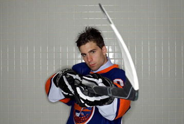 MONTREAL, QC - JUNE 26:  John Tavares poses for a portrait after being picked number one overall in the 2009 NHL Entry Draft by the New York Islander at the Bell Centre on June 26, 2009 in Montreal, Quebec, Canada.  (Photo by Jamie Squire/Getty Images)