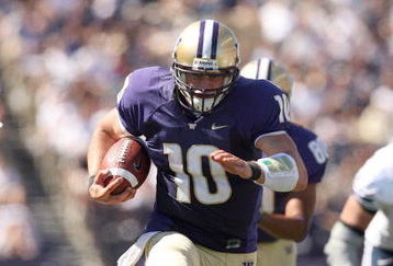 SEATTLE - SEPTEMBER 6:  Jake Locker #10 of the Washington Huskies runs with the ball during their game against the BYU Cougars on September 6, 2008 at Husky Stadium in Seattle, Washington. The Cougars defeated the Huskies 28-27. (Photo by Otto Greule Jr/Getty Images)