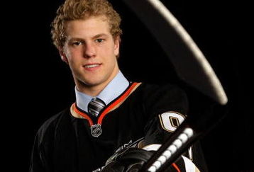 MONTREAL, QC - JUNE 26:  Peter Holland of the Anaheim Ducks poses for a portrait after he was selected #15 overall by the Ducks during the first round of the 2009 NHL Entry Draft at the Bell Centre on June 26, 2009 in Montreal, Quebec, Canada.  (Photo by Jamie Squire/Getty Images)