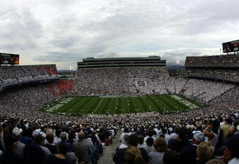 STATE COLLEGE, PA - SEPTEMBER 06:  A general view of the Oregon State Beavers and the Penn State Nittany Lions at Beaver Stadium on September 6, 2008 in State College, Pennsylvania.  (Photo by Ronald Martinez/Getty Images)