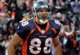 DENVER - DECEMBER 30:  Tight end Tony Scheffler #88 of the Denver Broncos is all smiles as he scores a touchdown in the second quarter of the football game against the Minnesota Vikings at Invesco Field at Mile High on December 30, 2007 in Denver, Colorado.  (Photo by Steve Dykes/Getty Images)