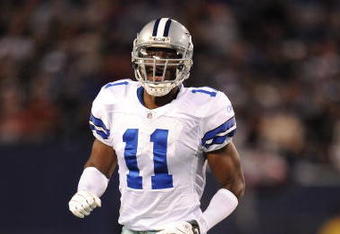 EAST RUTHERFORD, NJ - NOVEMBER 02:  Roy Williams #11 of the Dallas Cowboys in action against The New York Giants during their game on November 2, 2008 at Giants Stadium in East Rutherford, New Jersey.  (Photo by Al Bello/Getty Images)