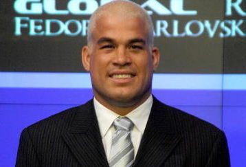 NEW YORK - JANUARY 20:  MMA fighter and former UFC light heavyweight champion Tito Ortiz rings the NASDAQ opening bell at NASDAQ in Times Square on January 20, 2009 in New York City.  (Photo by Joe Corrigan/Getty Images)