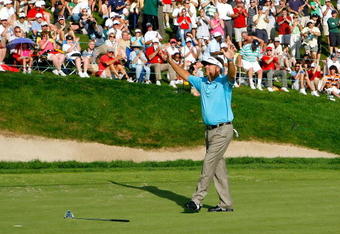 CROMWELL, CT - JUNE 28: Kenny Perry celebrates winning the 2009 Travelers Championship at TPC River Highlands on June 28, 2009 in Cromwell, Connecticut. (Photo by Jim Rogash/Getty Images)