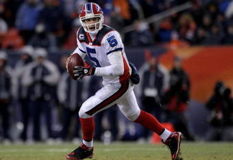 DENVER - DECEMBER 21:  Quarterback Trent Edwards #5 of the Buffalo Bills rolls out and looks for a receiver against the Denver Broncos during NFL action at Invesco Field at Mile High on December 21, 2008 in Denver, Colorado. The Bills defeated the Broncos 30-23.  (Photo by Doug Pensinger/Getty Images)