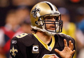 NEW ORLEANS - DECEMBER 28:  Quarterback Drew Brees #9 of the New Orleans Saints drops back to pass during the game against the Carolina Panthers on December 28, 2008 at the Superdome in New Orleans, Louisiana.  (Photo by Chris Graythen/Getty Images)