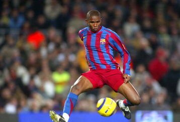 BARCELONA, SPAIN - NOVEMBER 27: Samuel Eto of Barcelona is seen in the air during the match between FC Barcelona and Racing Club de Santander, of La Liga, played at the Camp Nou stadium in Barcelona, Spain. (Photo by Luis Bagu/Getty Images)
