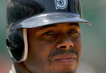 OAKLAND, CA - MAY 27:  Ken Griffey Jr. #24 of the Seattle Mariners waits to bat against the Oakland Athletics at the Oakland Coliseum on May 27, 2009 in Oakland, California.  (Photo by Ezra Shaw/Getty Images)