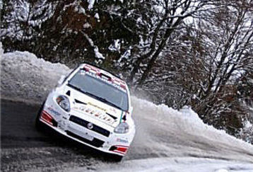 Grande_punto_abarth_s2000_feature