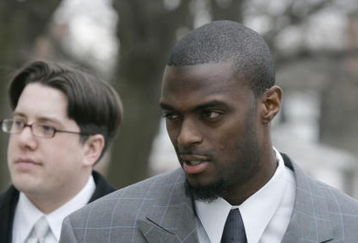 LEBANON - JANUARY 14: New York Giants wide receiver Plaxico Burress arrives at the Lebanon County Courthouse January 14, 2009 in Lebanon, Pa.  Burress is scheduled to appear in a civil trial in a dispute with an automobile dealer over what he owes in damages to a vehicle supplied to him by the dealership. (Photo by Chris Gardner/Getty Images)