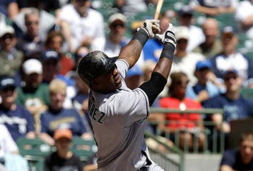 MILWAUKEE - MAY 14: Hanley Ramirez #2 of the Florida Marlins swings at the ball against the Milwaukee Brewers on May 14, 2009 at Miller Park in Milwaukee, Wisconsin. The Brewers defeated the Marlins 5-3.  (Photo by Jonathan Daniel/Getty Images)