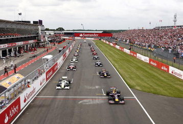 NORTHAMPTON, UNITED KINGDOM - JUNE 21:  Sebastian Vettel (R) of Germany and Red Bull Racing leads away at the start of the British Formula One Grand Prix at Silverstone on June 21, 2009 in Northampton, England.   (Photo by Steve Tee-Pool/Getty Images)