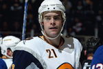 UNIONDALE, NY - FEBRUARY 28:  Drew Stafford #21 of the Buffalo Sabres skates against the New York Islanders on February 28, 2009 at Nassau Coliseum in Uniondale, New York. The Isles defeated the Sabres 2-0.  (Photo by Jim McIsaac/Getty Images)
