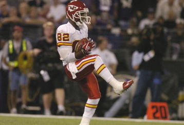 Kansas City Chiefs wide receiver Dante Hall fields a punt  October. 4, 2004 on Monday Night Football at Baltimore, Maryland.  The 0 - 3 Chiefs defeated the Ravens 27 - 24.  (Photo by Al Messerschmidt/Getty Images)
