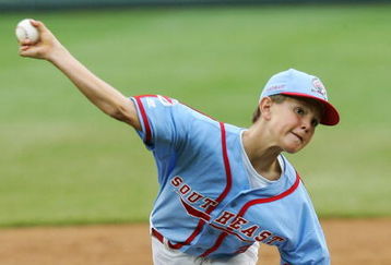 SOUTH WILLIAMSPORT, PA - AUGUST 26:  J.T. Phillips #22 of the Southeast team from Georgia pitches against the Northwest team from Oregon during the United States championship game in the Little League World Series on August 26, 2006 at Lamade Stadium in South Williamsport, Pennsylvania.  (Photo by Jim McIsaac/Getty Images)