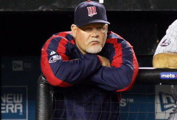 NEW YORK - JUNE 20:  Manager Ron Gardenhire of the Minnesota Twins watches as his team takes on the New York Mets during their inter-league game on June 20, 2007 at Shea Stadium in the Flushing neighborhood of the Queens borough of New York City.   (Photo by Jim McIsaac/Getty Images)