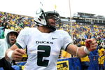 BERKELEY, CA - NOVEMBER 01:  Jeremiah Masoli #2 of the Oregon Ducks celebrates after scoirng a touchdown against the California Golden Bears during an NCAA football game on November 1, 2008 at Memorial Stadium in Berkeley, California.  (Photo by Jed Jacobsohn/Getty Images)