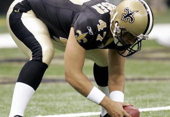 NEW ORLEANS - AUGUST 12:  Long snapper Kevin Houser #47 of the New Orleans Saints warms up prior to the preseason game against the Seattle Seahawks on August 12, 2005 at the Superdome in New Orleans, Louisiana.  The Seahawks won 34-15. (Photo by Chris Graythen/Getty Images)  