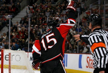 OTTAWA - FEBRUARY 19:  Dany Heatley #15 of the Ottawa Senators celebrates a goal against the Vancouver Canucks in a game on February 19, 2009 at the Scotiabank Place in Ottawa, Canada. (Photo by Phillip MacCallum/Getty Images)