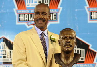 CANTON, OH - AUGUST 2: Art Monk of the Washington Redskins,  poses with his bust during the Class of 2008 Pro Football Hall of Fame Enshrinement Ceremony at Fawcett Stadium on August 2, 2008 in Canton, Ohio.   (Photo by Al Messerschmidt/Getty Images) 