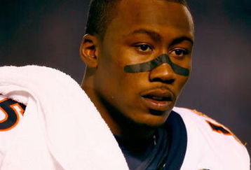 SAN DIEGO - DECEMBER 28:  Brandon Marshall #15 of the Denver Broncos before the NFL game against the San Diego Chargers at Qualcomm Stadium on December 28, 2008 in San Diego, California. The Chargers defeated the Broncos 52--21.  (Photo by Jeff Gross/Getty Images)