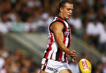 PERTH, AUSTRALIA - MARCH 30: Luke Ball of the Saints in action during the round one AFL match between the West Coast Eagles and St Kilda at Subiaco Oval March 30, 2006 in Perth, Australia.  (Photo by Paul Kane/Getty Images)
