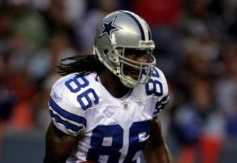 DENVER - AUGUST 16:  Isaiah Stanback #86 of the Dallas Cowboy returns a kickoff against the Denver Broncos during preseason NFL action at Invesco Field at Mile High on August 16, 2008 in Denver, Colorado. The Broncos defeated the Cowboys 23-13.  (Photo by Doug Pensinger/Getty Images)