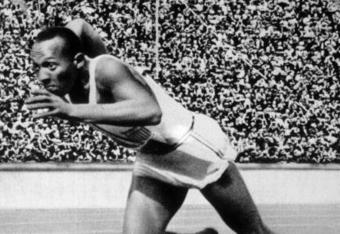 BERLIN - 1936 :  Jesse Owens of the USA in action in the mens 200m at the 1936 Summer Olympic Games held in Berlin, Germany.  Owens won a total of four gold medals in the Olympics, winning the mens 100m final, 200m final and the long jump competiton as well as being part of the victorious USA 4x100m relay team. (Photo by Getty Images/Getty Images)