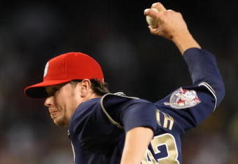 PHOENIX - MAY 25:  Relief pitcher Cla Meredith #43 of the San Diego Padres pitches against the Arizona Diamondbacks during the major league baseball game at Chase Field on May 25, 2009 in Phoenix, Arizona. The Padres defeated the Diamondbacks 9-7.  (Photo by Christian Petersen/Getty Images)