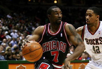 MILWAUKEE - FEBRUARY 18: Ben Gordon #7 of the Chicago Bulls drvies around Charlie Bell #42 of the Milwaukee Bucks on February 18, 2009 at the Bradley Center in Milwaukee, Wisconsin. The Bulls defeated the Bucks 113-104. NOTE TO USER: User expressly acknowledges and agreees that, by downloading and/or using this Photograph, User is consenting to the terms and conditions of the Getty Images License Agreement. (Photo by Jonathan Daniel/Getty Images)