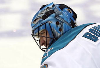 LOS ANGELES, CA - DECEMBER 15:  Goaltender Brian Boucher #33 of the San Jose Sharks warms up before the NHL game against the Los Angeles Kings at Staples Center on December 15, 2008 in Los Angeles, California.  The Sharks defeated the Kings 3-2 in overtime shootout.  (Photo by Christian Petersen/Getty Images)