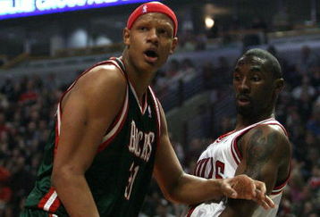 CHICAGO - MARCH 06:  Charlie Villanueva #31 of the Milwaukee Bucks reacts after he didn't get a call on an offensive play which he thought he was fouled on in the first quarter as Ben Gordon #7 of the Chicago Bulls looks on at the United Center on March 6, 2009 in Chicago, Illinois.  NOTE TO USER: User expressly acknowledges and agreees that, by downloading and/or using this Photograph, User is consenting to the terms and conditions of the Getty Images License Agreement.  (Photo by Jonathan Daniel/Getty Images)