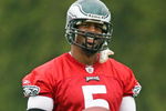 PHILADELPHIA - MAY 1: Quarterback Donovan McNabb #5 of the Philadelphia Eagles practices during mini camp at the NovaCare Complex on May 1, 2009 in Philadelphia, Pennsylvania.  (Photo by Hunter Martin/Getty Images)