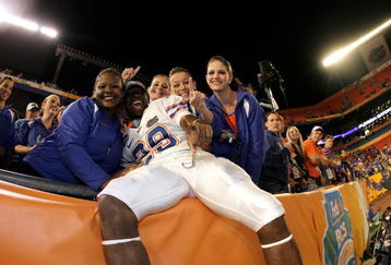 MIAMI - JANUARY 08:  Janoris Jenkins #29 of the Florida Gators celebrates after their 24-14 win against the Oklahoma Sooners during the FedEx BCS National Championship game at Dolphin Stadium on January 8, 2009 in Miami, Florida.  (Photo by Doug Benc/Getty Images)